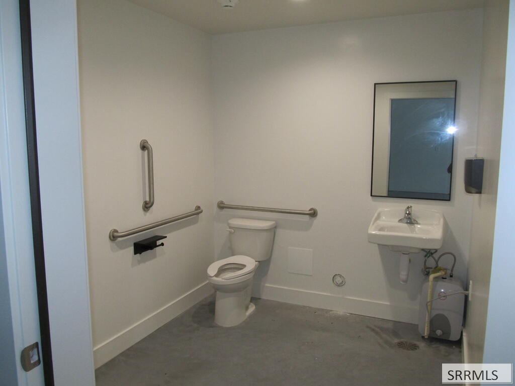 3804 E Indian Creek Loop Property Photo 4