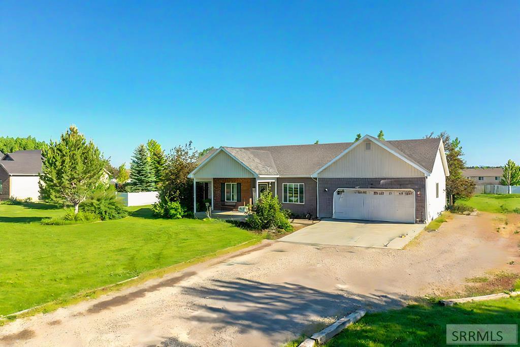 3918 N 144 N Property Photo 1