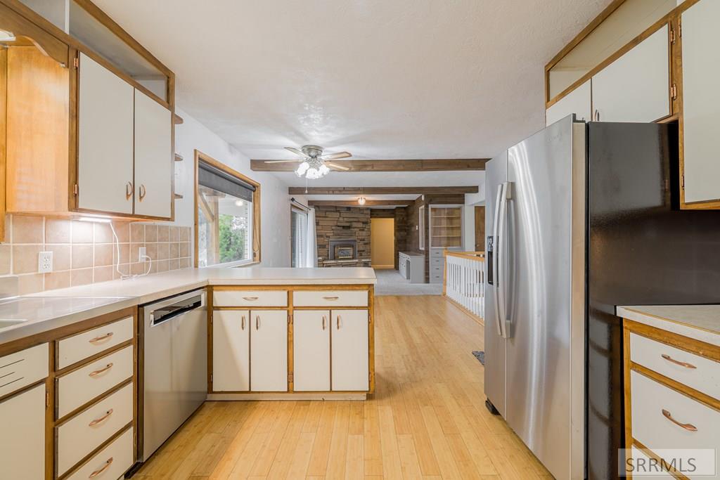 147 N 3900 E Property Photo 9