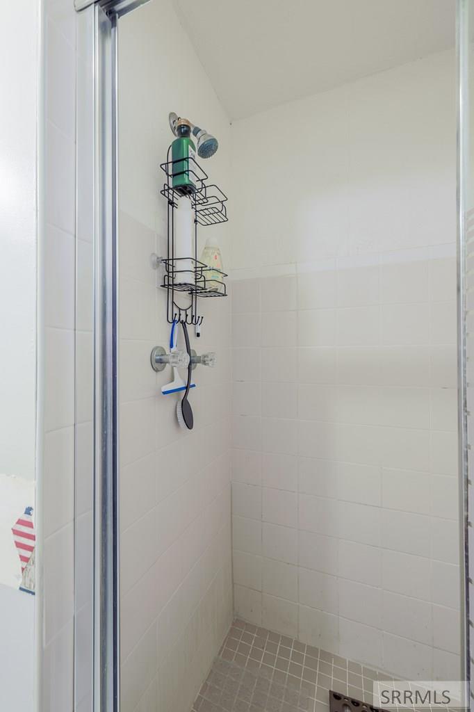 147 N 3900 E Property Photo 15