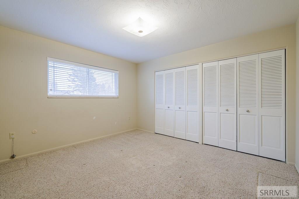 147 N 3900 E Property Photo 18