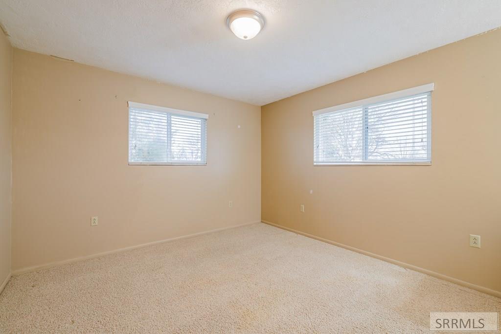 147 N 3900 E Property Photo 20