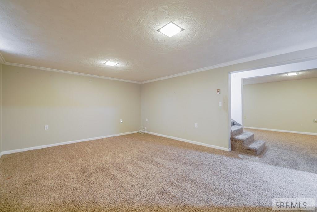 147 N 3900 E Property Photo 32