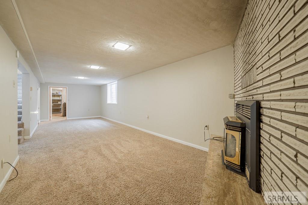 147 N 3900 E Property Photo 33