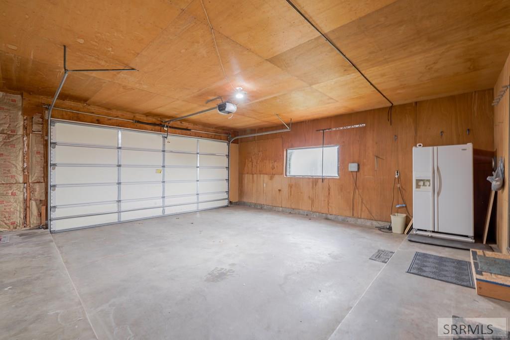 147 N 3900 E Property Photo 36