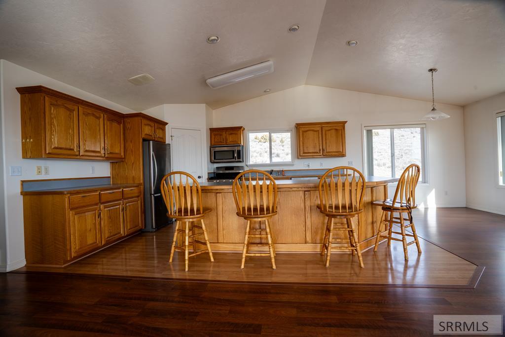 1027 E Butte Road Property Photo 12