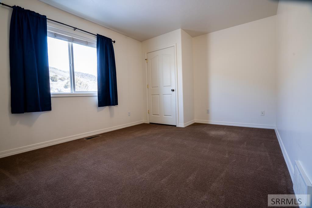 1027 E Butte Road Property Photo 25