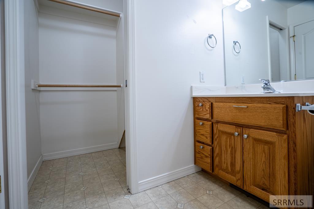 1027 E Butte Road Property Photo 27