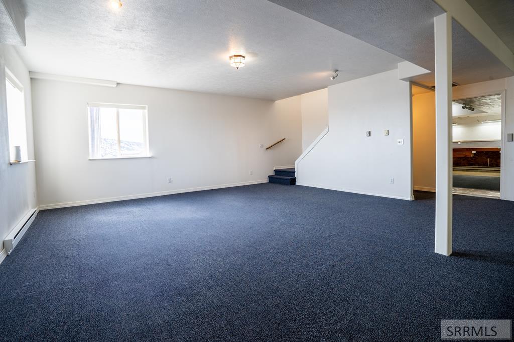 1027 E Butte Road Property Photo 32