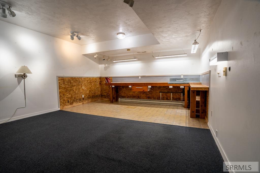 1027 E Butte Road Property Photo 34