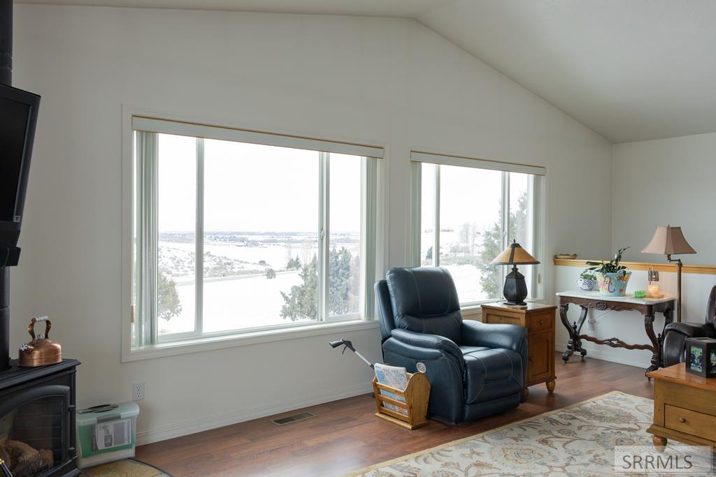 1027 E Butte Road Property Photo 38