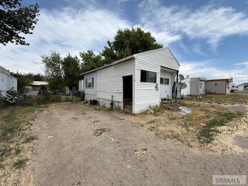399 S 3rd W # 4 Property Photo 1