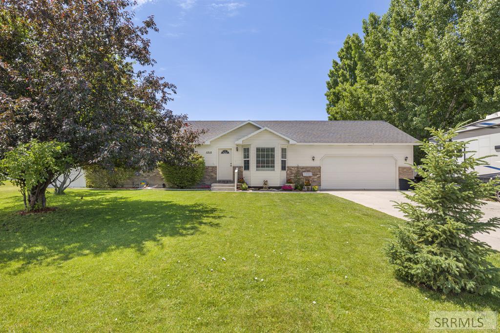 1215 Abbie Road Property Photo 1