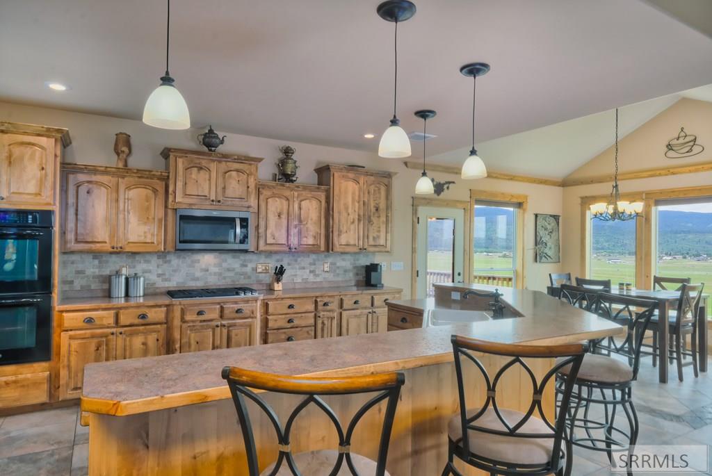 280 Cedar Circle Property Photo 6