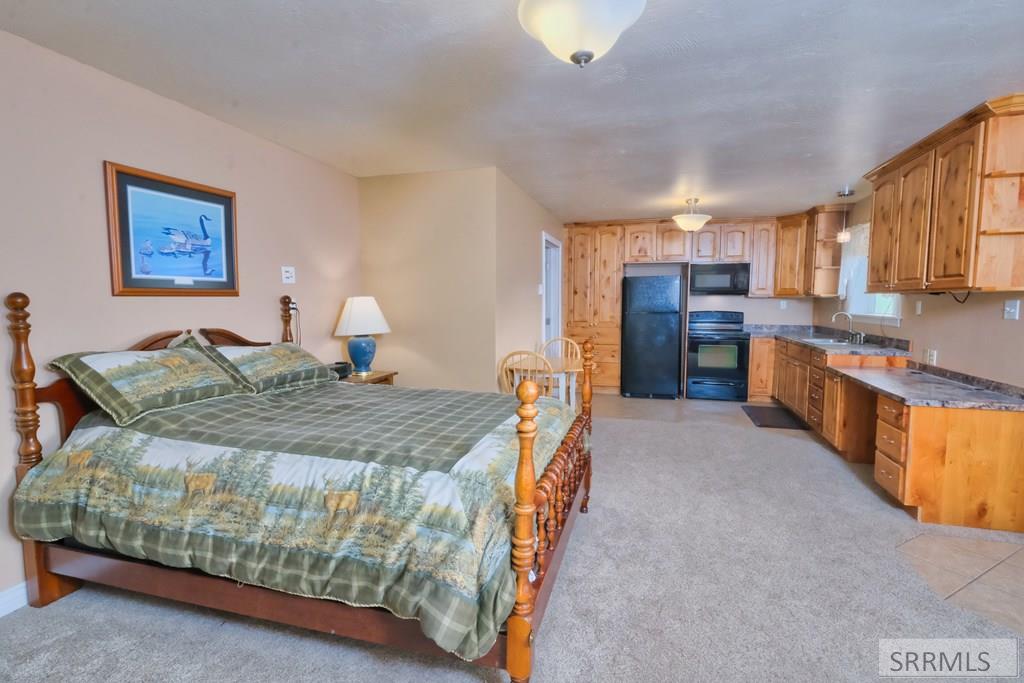 280 Cedar Circle Property Photo 25