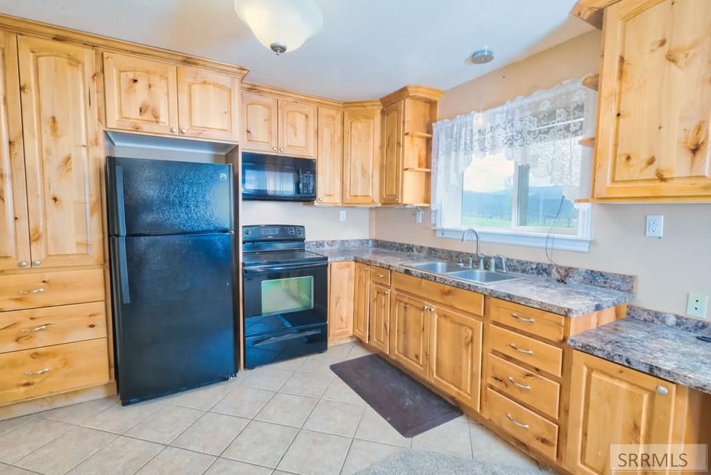280 Cedar Circle Property Photo 26