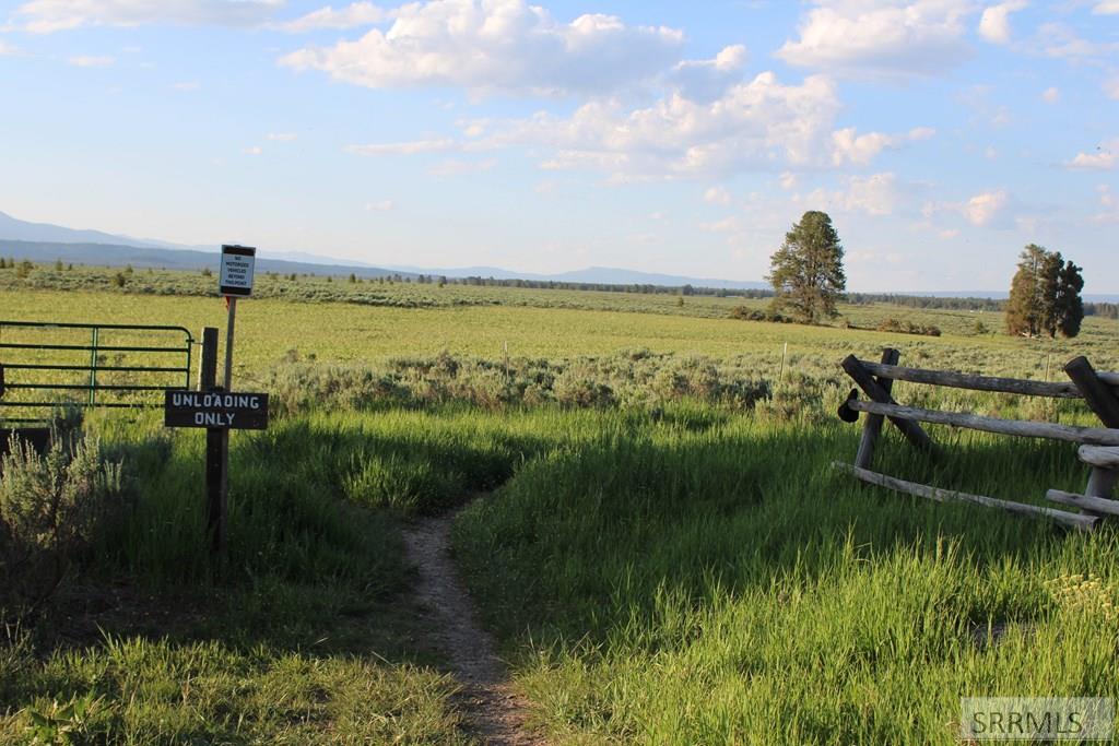 0000 Buffalo Dr Property Photo 3