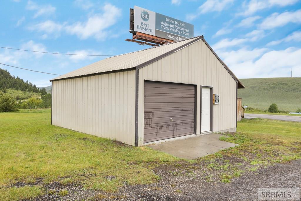 1479 N Hwy 91 Property Photo 8