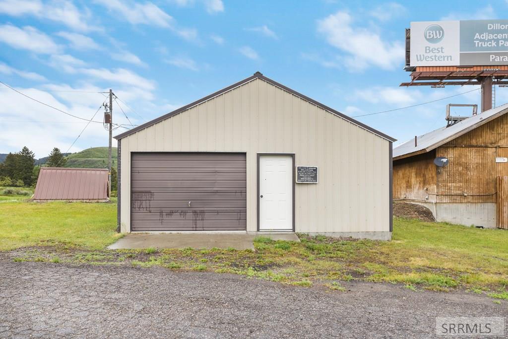 1479 N Hwy 91 Property Photo 9