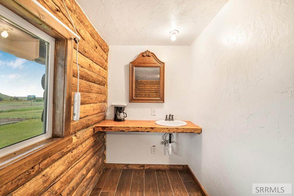 1479 N Hwy 91 Property Photo 30
