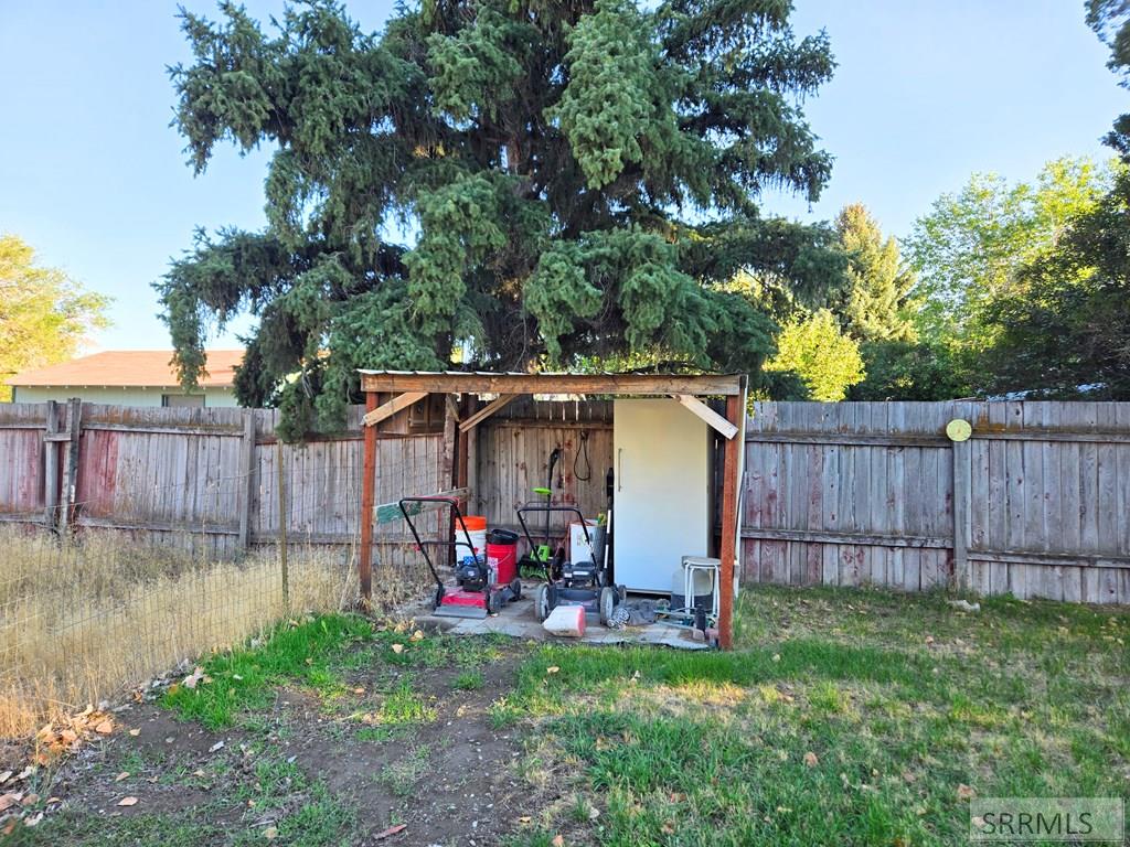 238 Louise Drive Property Photo 25