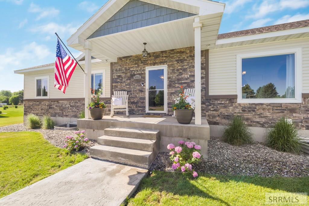 3552 E 630 N Property Photo 11