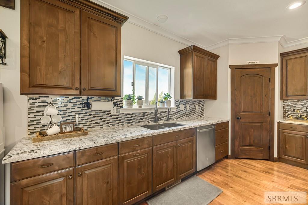 3552 E 630 N Property Photo 14