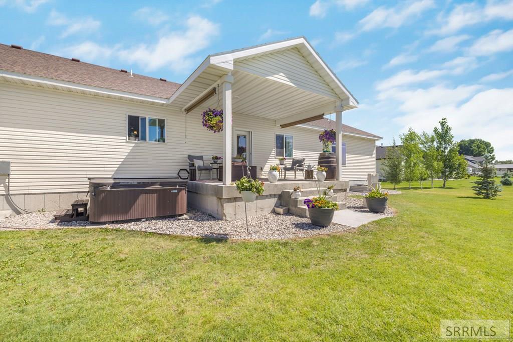 3552 E 630 N Property Photo 52