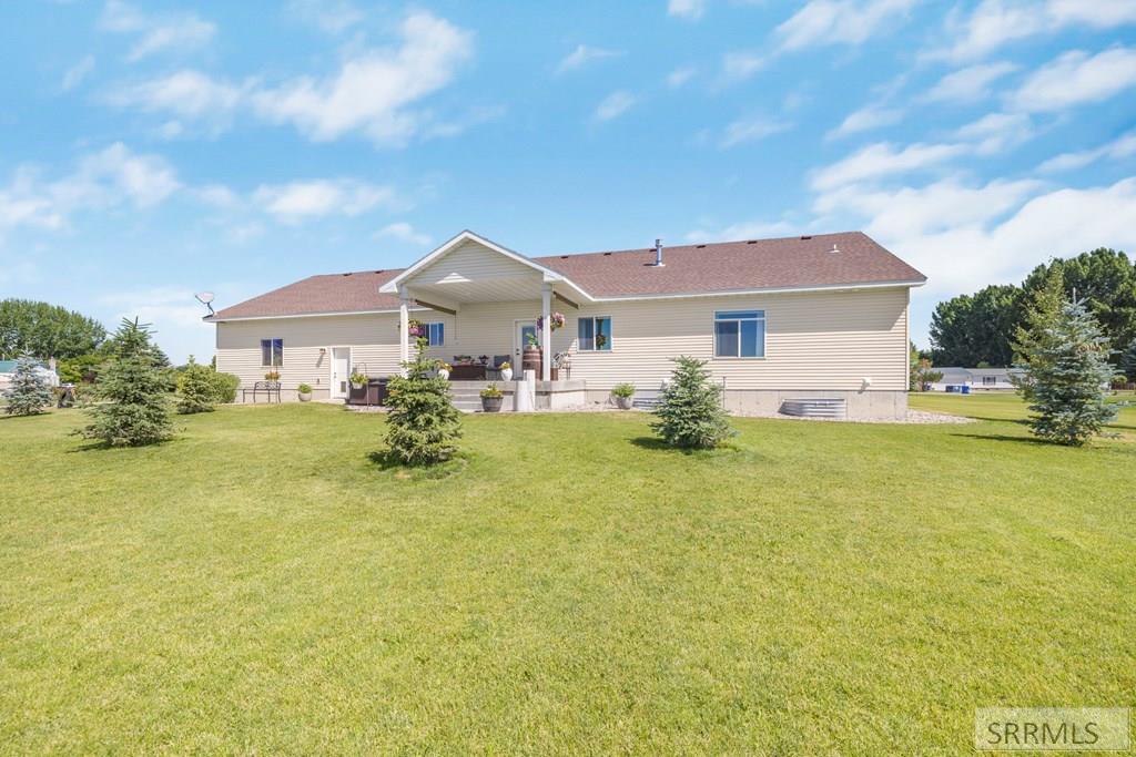3552 E 630 N Property Photo 54