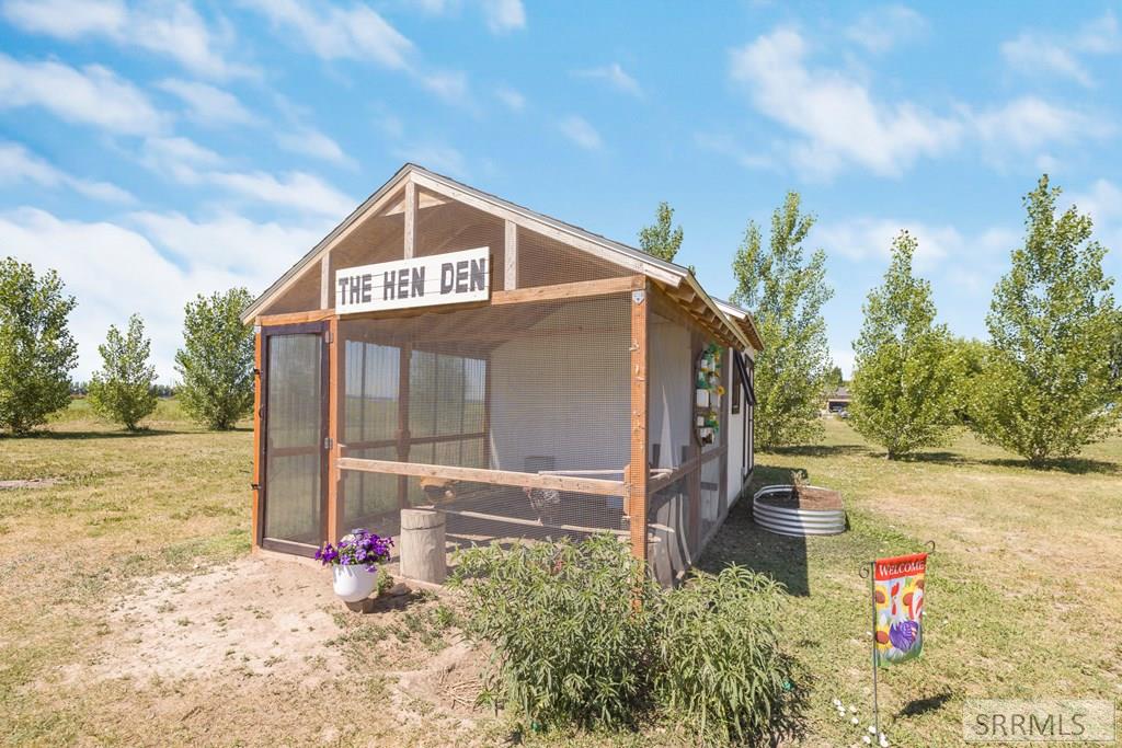 3552 E 630 N Property Photo 57