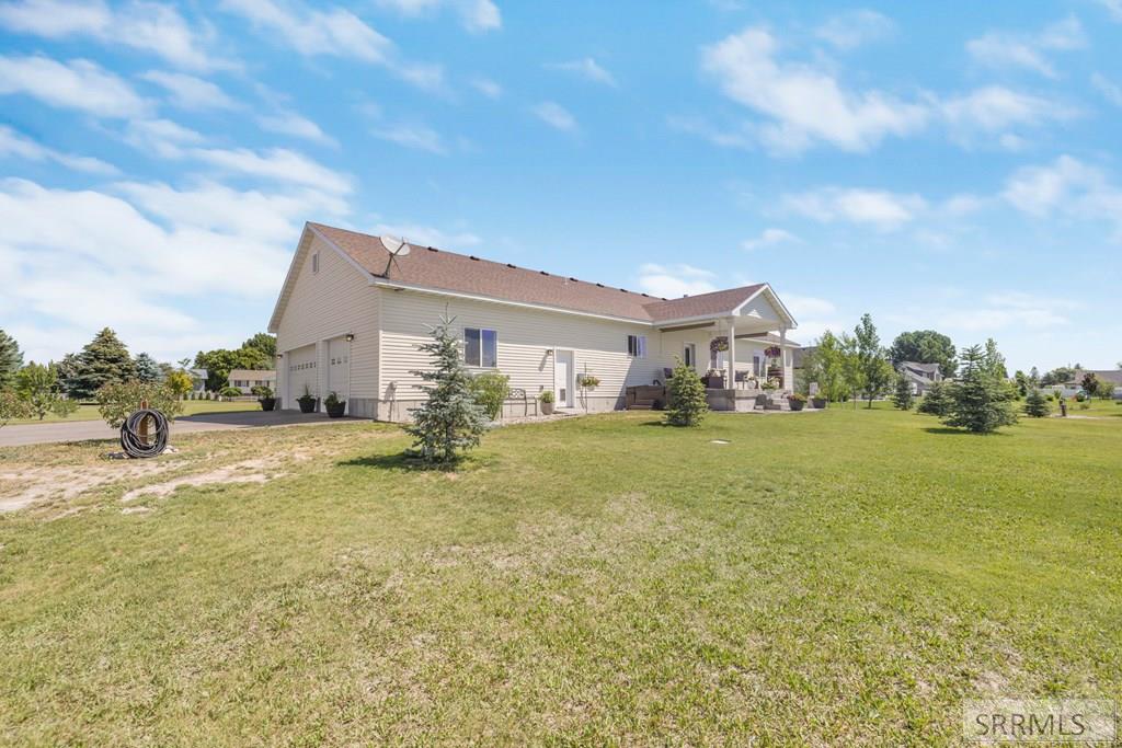 3552 E 630 N Property Photo 58