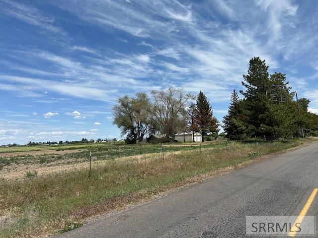 852 W 100 N Property Photo 1