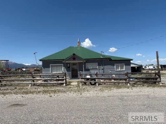 407 Gilmore Avenue Property Photo 1