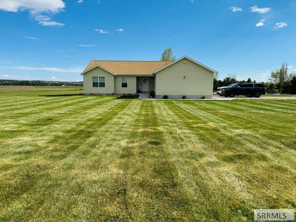 413 Moran View Road Property Photo 1