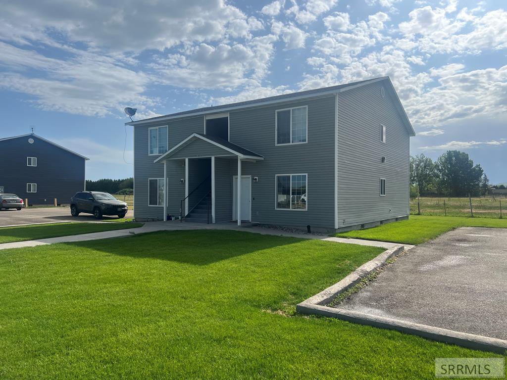 955 N Eve Drive Property Photo 1