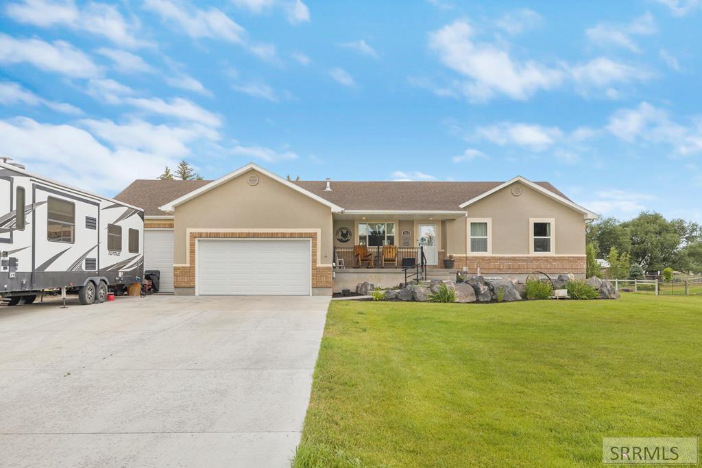 3703 E 337 N Property Photo 1