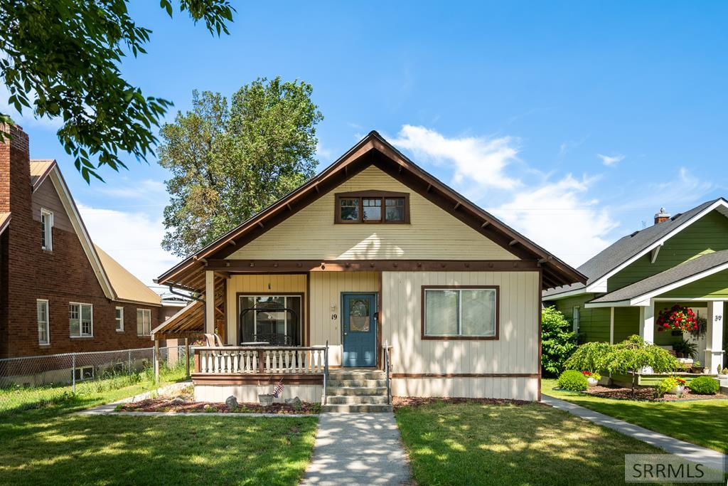 19 N Shilling Avenue