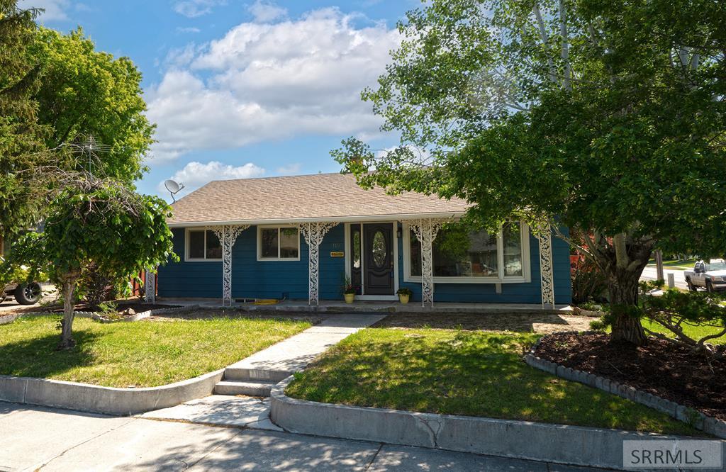 1185 Bower Drive Property Photo 1