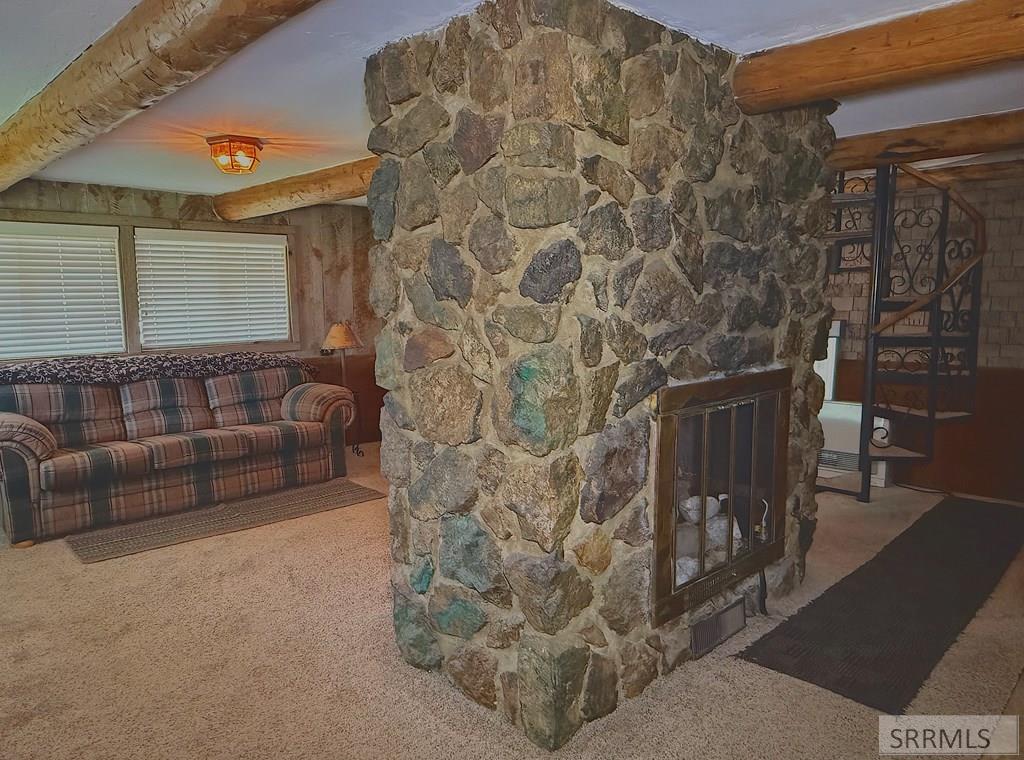 501 W Pine Avenue Property Photo 9