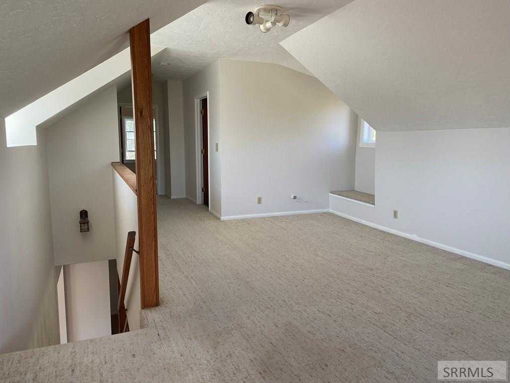 3100 Challis Creek Road Property Photo 31