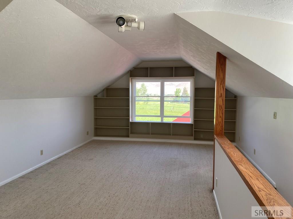 3100 Challis Creek Road Property Photo 38