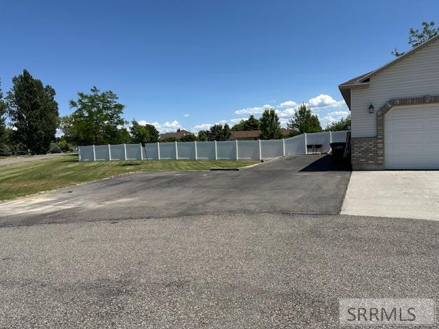 3712 E 10 N Property Photo 33
