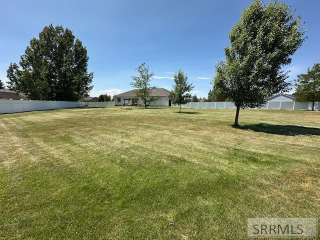 3712 E 10 N Property Photo 38