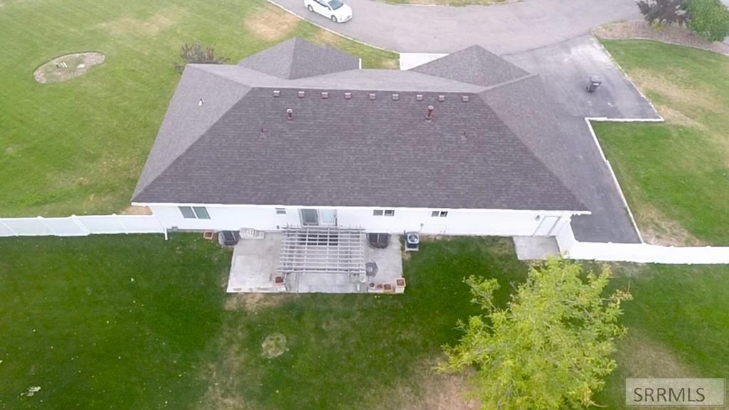 3712 E 10 N Property Photo 46