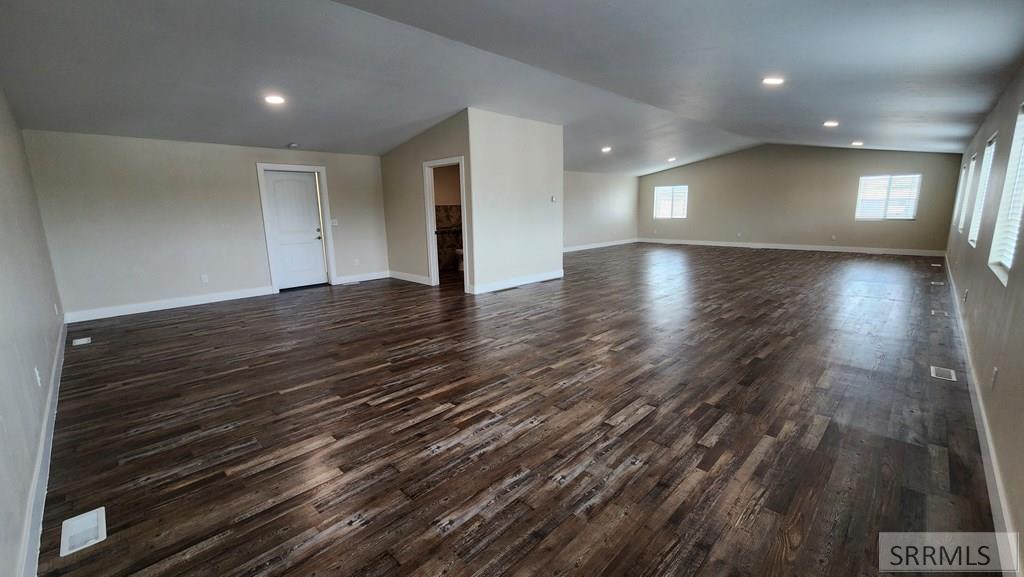 4016 Professional Way Property Photo 7