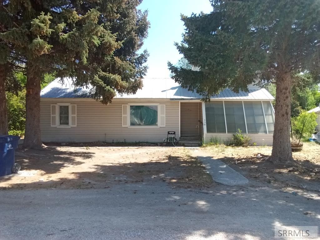 338 Augusta Drive Property Photo 1