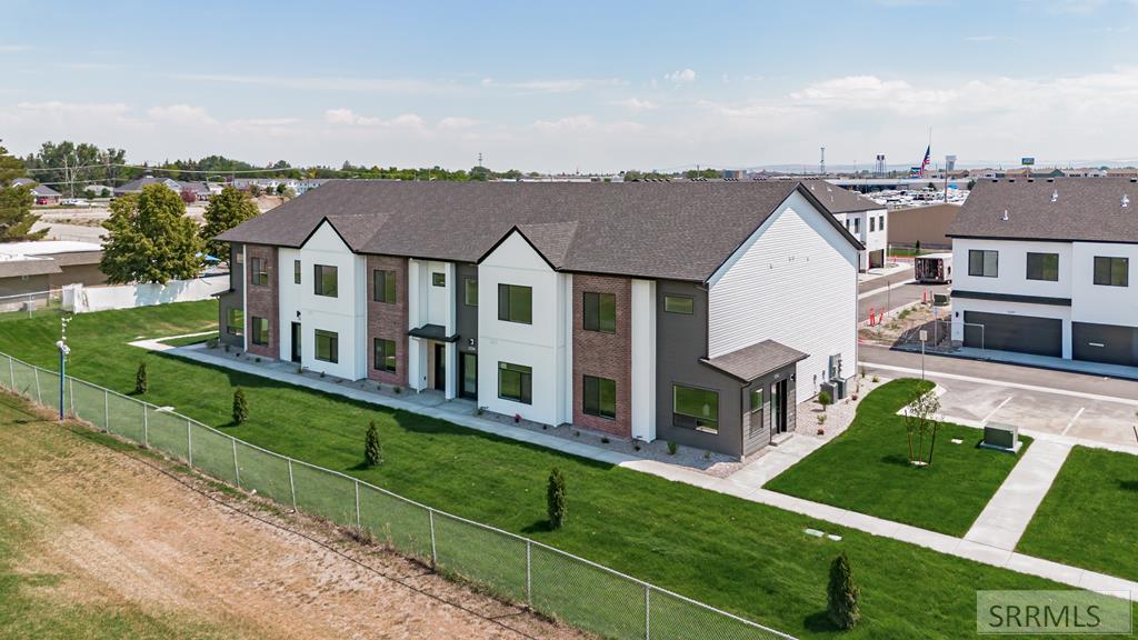 1234 Meadow Edge Ct Property Photo 1