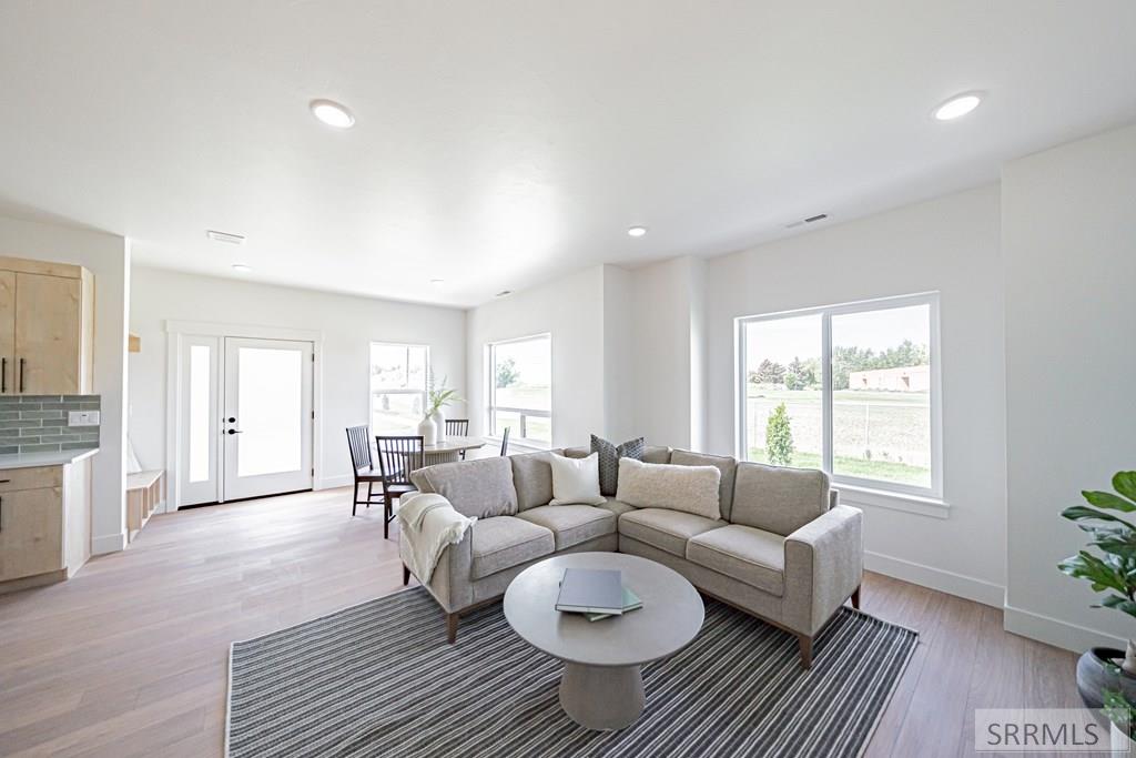 1234 Meadow Edge Ct Property Photo 11