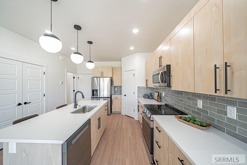 1234 Meadow Edge Ct Property Photo 18