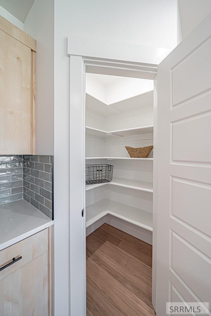 1234 Meadow Edge Ct Property Photo 22